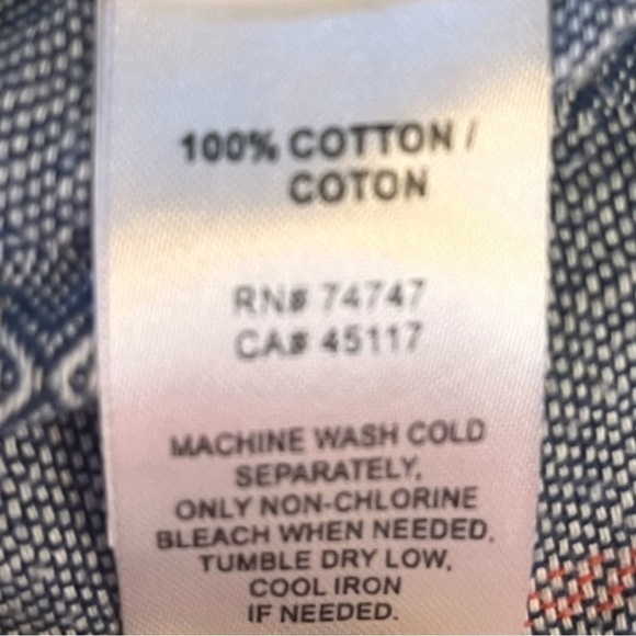 Set of 2: TOMMY HILFIGER and NATURAL REFLECTIONS Shorts - Picture 16 of 16